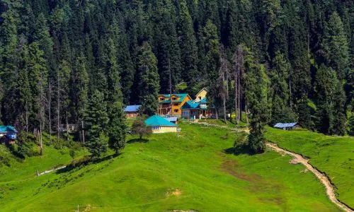 The Essence of Gulmarg, Srinagar & Pahalgam – A Dream Kashmir Tour