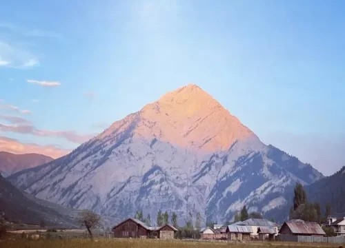 The pyramid-shaped peak rising above Gurez